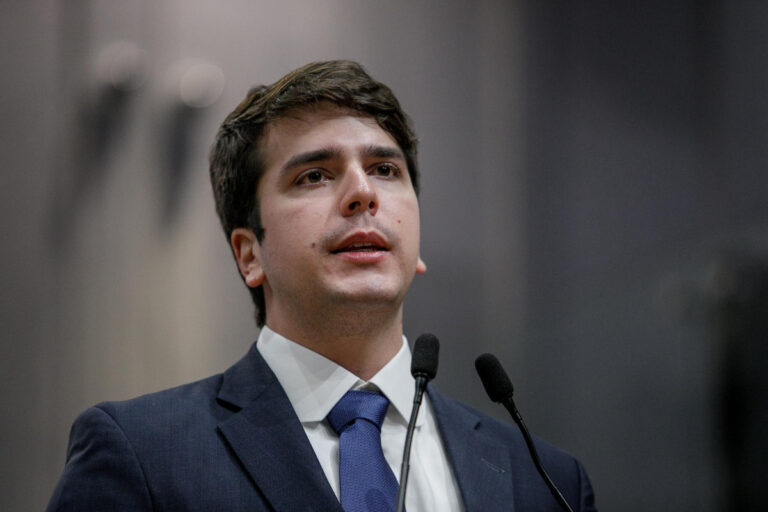Investimentos em Saneamento e Saúde: Antonio Coelho Define Prioridades no Orçamento de 2026 Investimentos em Saneamento e Saúde: Antonio Coelho Define Prioridades no Orçamento de 2026