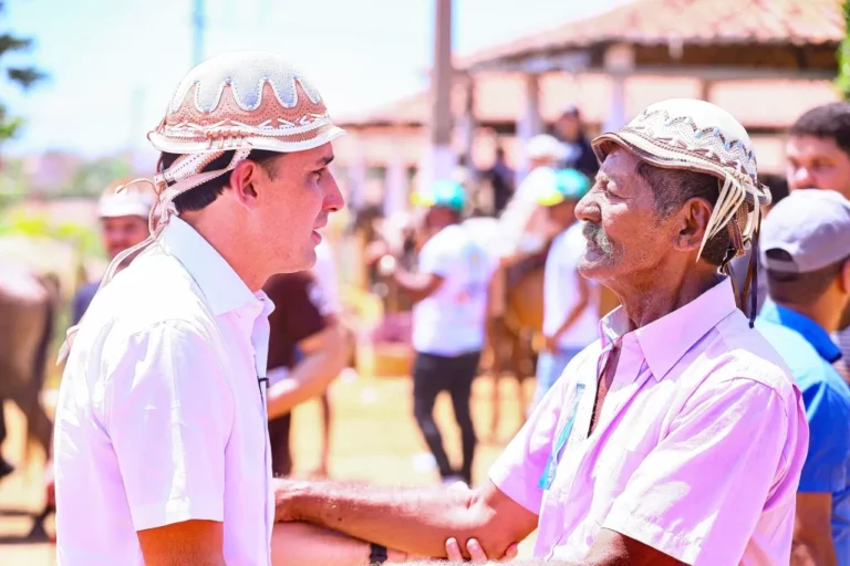Ministro Silvio Costa Filho Participa da Tradicional Missa do Vaqueiro em Floresta