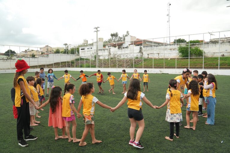 Colônia de Férias do Sesc Petrolina Promove Atividades Culturais e Recreativas para Crianças Colônia de Férias do Sesc Petrolina Promove Atividades Culturais e Recreativas para Crianças