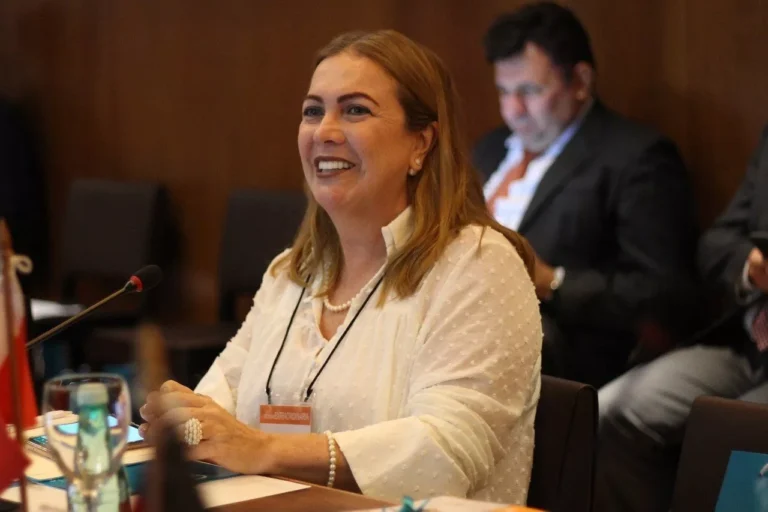 Educação Integral é Prioridade: Secretária Fátima Gavioli Defende Taxação de Jogos