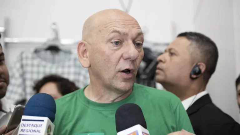 Luciano Hang Processa Tuca Andrada por Danos Morais Após Incêndio em Loja da Havan Luciano Hang Processa Tuca Andrada por Danos Morais Após Incêndio em Loja da Havan