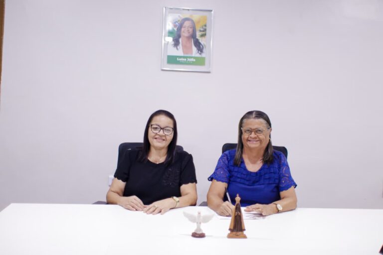 Palmeira dos Índios: Prefeita Tia Júlia e Secretária Renilda Pereira Anunciam Rateio na Educação
