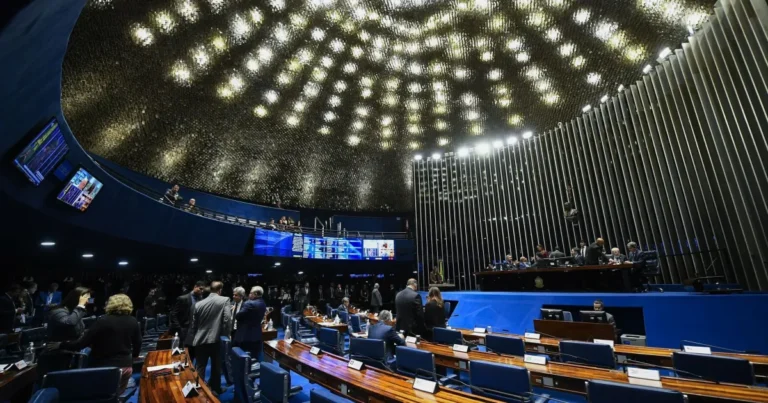 Pautas do Senado para 2026: Indicação de Messias, Lei do Impeachment e Plano de Educação em Foco