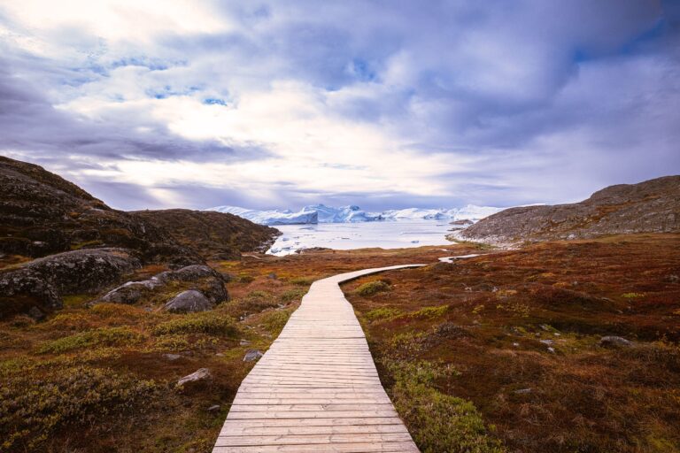 A Groenlândia Explora Novas Oportunidades no Turismo em Meio a Desafios Geopolíticos