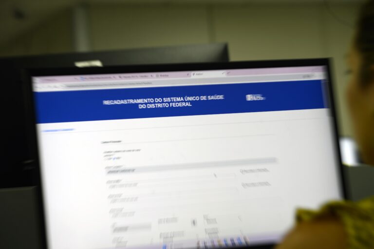 Atualização de Dados do SUS: Uma Necessidade para Usuários do DF