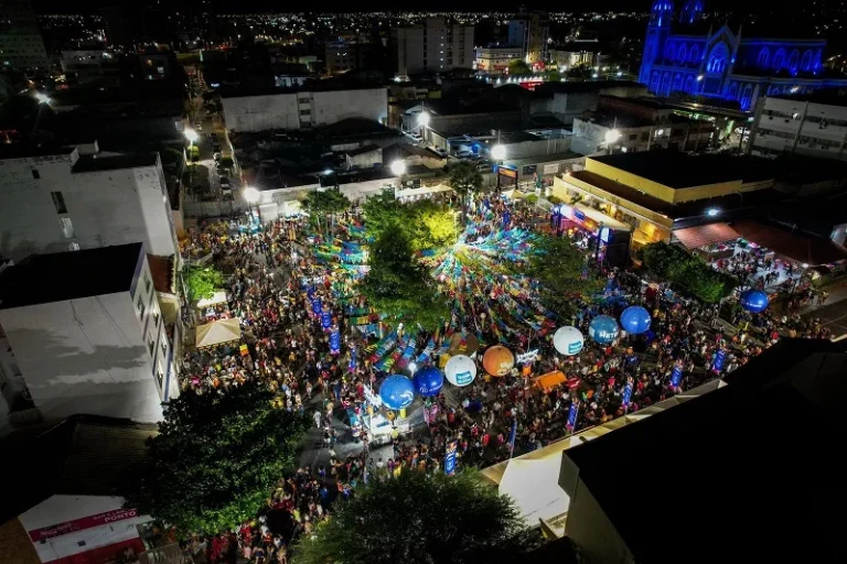 Carnaval de Petrolina 2026: Venha Celebrar a Folia com o Tema 'Abram Alas Para a Folia'