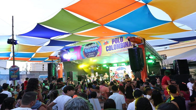 Carnaval de Petrolina: Uma Celebração Cultural que Encanta e Une Carnaval de Petrolina: Uma Celebração Cultural que Encanta e Une
