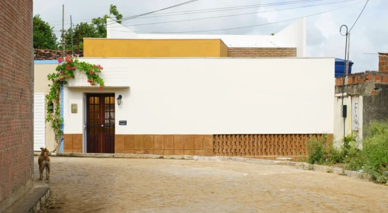 Casa de Mainha: A Arquitetura Simples que Conquistou o Mundo