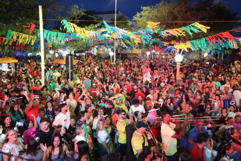 Carnaval em Petrolina: O que funciona e o que fecha durante a folia? Imagem do artigo