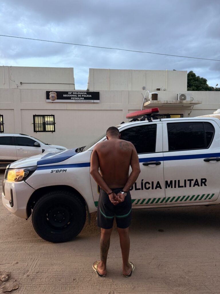 Guerra do Tráfico: Suspeito de Facção é Detido em Petrolina Guerra do Tráfico: Suspeito de Facção é Detido em Petrolina