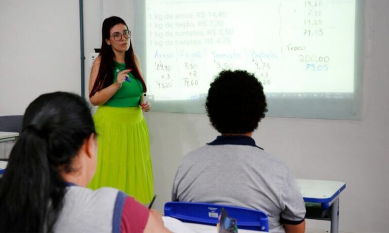 Matrículas Abertas para Educação de Jovens e Adultos em Joinville