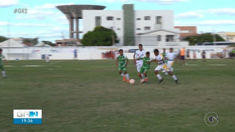 Pedro Ruan, destaque do Petrolina, se junta à base do São Paulo Pedro Ruan, destaque do Petrolina, se junta à base do São Paulo