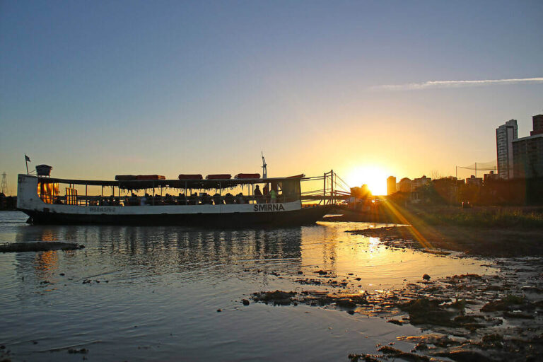 Turismo Náutico em Petrolina: Um Impulsionador do Desenvolvimento Econômico Turismo Náutico em Petrolina: Um Impulsionador do Desenvolvimento Econômico