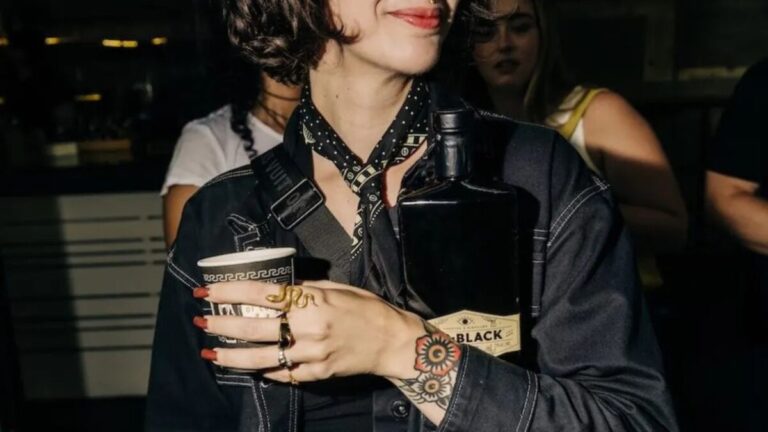 Adeus Balada? Coffee Raves Reposicionam o Café na Cultura Moderna