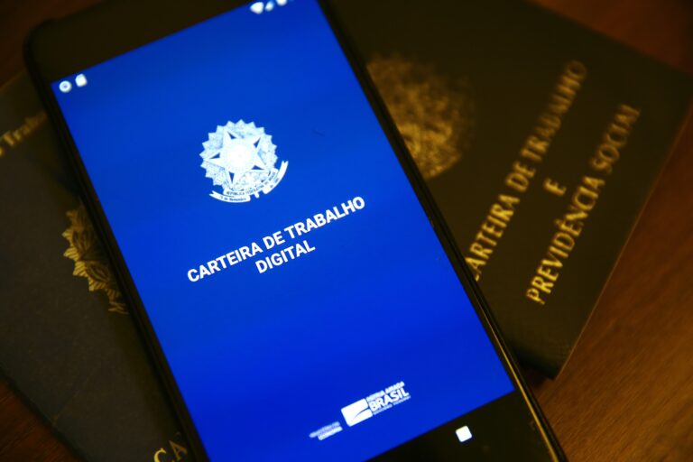 Descubra as 51 Vagas de Emprego em Petrolina, Salgueiro e Araripina