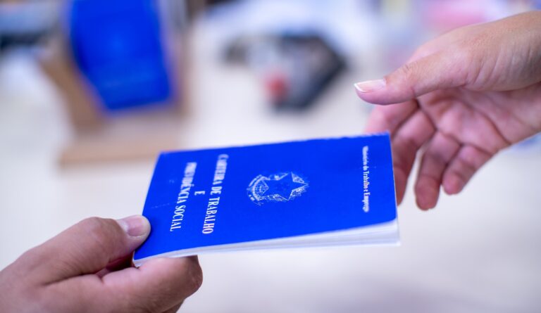 Emprego: 55 Oportunidades em Petrolina e Salgueiro Para Você!