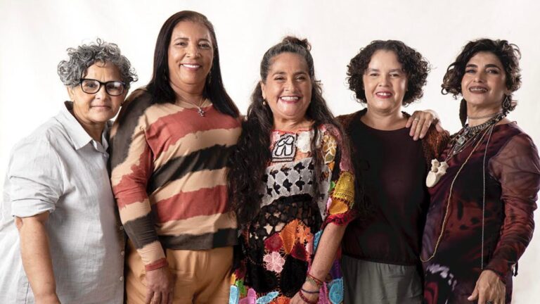 Exposição ‘Terras Raras: Sagrado Feminino’ no Shopping Tacaruna Celebra o Mês da Mulher Exposição ‘Terras Raras: Sagrado Feminino’ no Shopping Tacaruna Celebra o Mês da Mulher