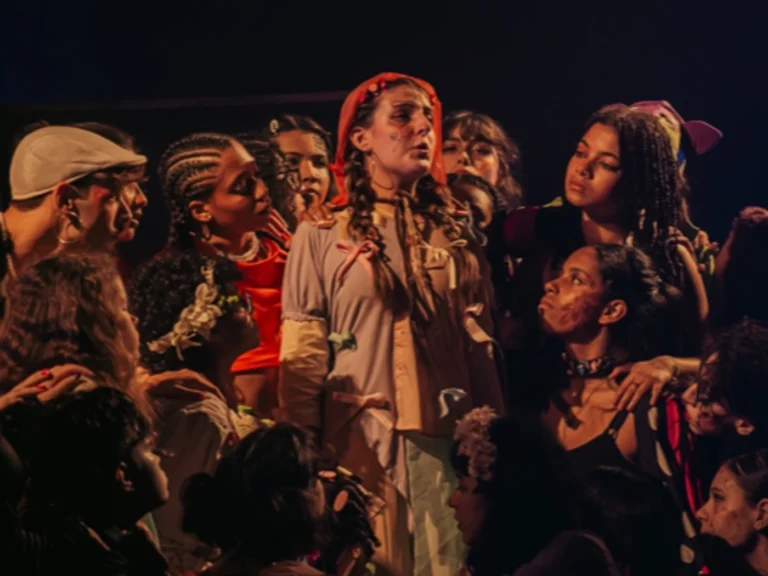 Fábricas de Cultura em SP: Formação Cênica Gratuita Para Jovens