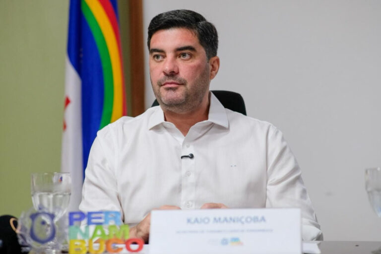 Latam Inaugura Novo Voo entre Petrolina e Recife: Uma Conquista para o Turismo em Pernambuco Latam Inaugura Novo Voo entre Petrolina e Recife: Uma Conquista para o Turismo em Pernambuco