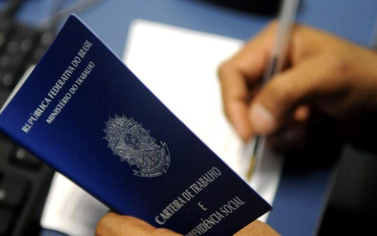 Oportunidades de Emprego: Confira 68 Vagas em Petrolina, Salgueiro e Araripina Oportunidades de Emprego: Confira 68 Vagas em Petrolina, Salgueiro e Araripina