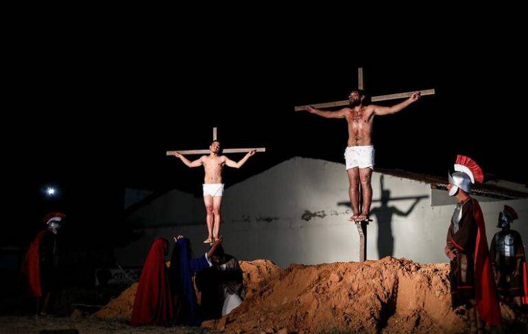 Petrolina Lança Edital para Seleção de Espetáculos da Paixão de Cristo Petrolina Lança Edital para Seleção de Espetáculos da Paixão de Cristo