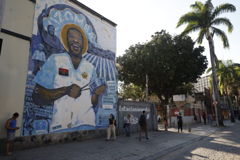 Rota do Samba: Vila Isabel Conquista o Turismo Internacional com a Iniciativa ‘Três Apitos’ Rota do Samba: Vila Isabel Conquista o Turismo Internacional com a Iniciativa 'Três Apitos'