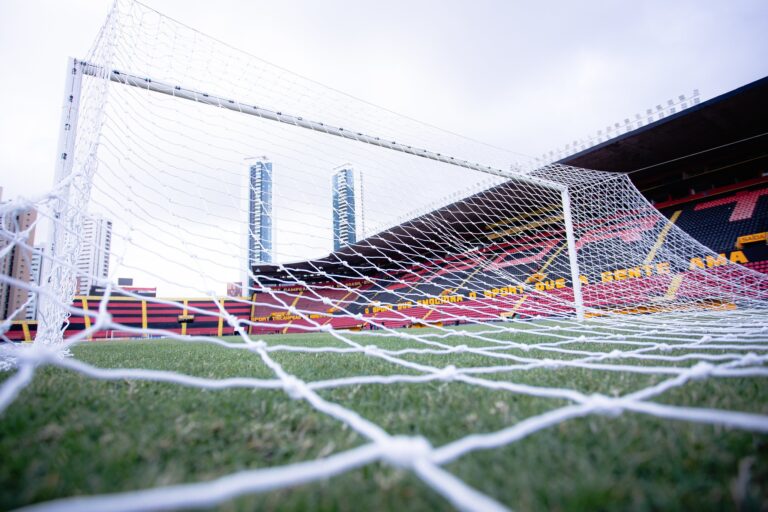 Sport x Náutico: Assista ao Clássico Pernambucano ao Vivo e Confira as Escalações Sport x Náutico: Assista ao Clássico Pernambucano ao Vivo e Confira as Escalações