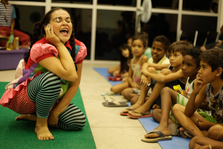 Trup Errante Celebra 20 Anos com Reestreia de Espetáculo e Lançamento de Filme
