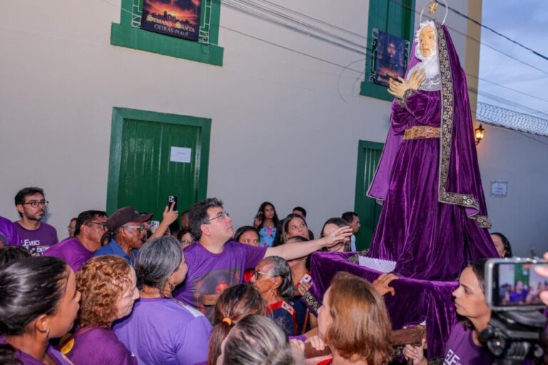 Turismo Religioso em Oeiras: Rafael Fonteles Destaca Importância da Procissão do Bom Jesus dos Passo