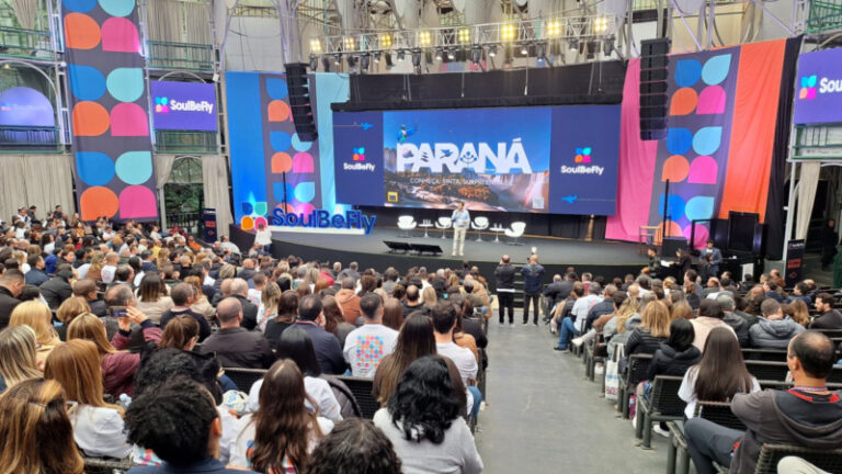 Abril Promove Turismo no Paraná com Eventos em Diferentes Cenários