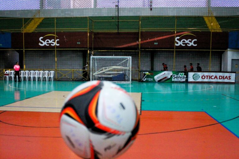 Feriado de Decisões: Semifinais da Série Ouro e Jogos da Base na Copa TV Grande Rio de Futsal