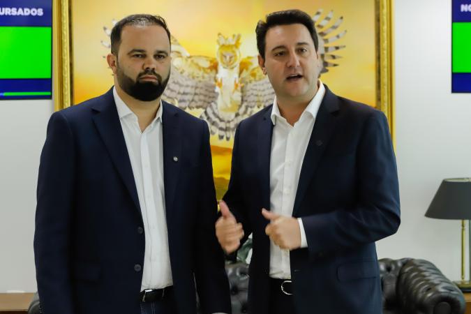 Força-tarefa é criada para restaurar Instituto de Educação de Paranaguá após incêndio Força-tarefa é criada para restaurar Instituto de Educação de Paranaguá após incêndio