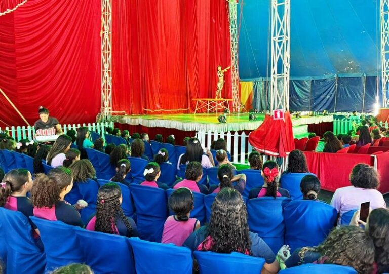 Inclusão e Acesso à Cultura: Tarde Especial para Crianças e Jovens Atípicos em Barreiras Inclusão e Acesso à Cultura: Tarde Especial para Crianças e Jovens Atípicos em Barreiras