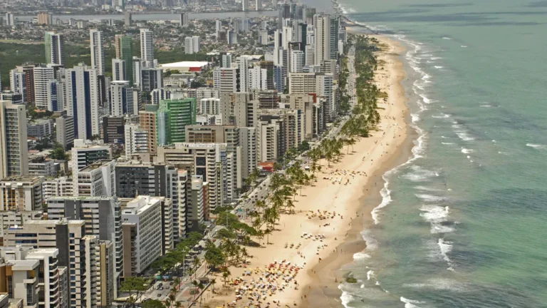 LATAM Lança Nova Rota Aérea: Recife e Petrolina com Passagens Disponíveis a Partir de Sábado LATAM Lança Nova Rota Aérea: Recife e Petrolina com Passagens Disponíveis a Partir de Sábado