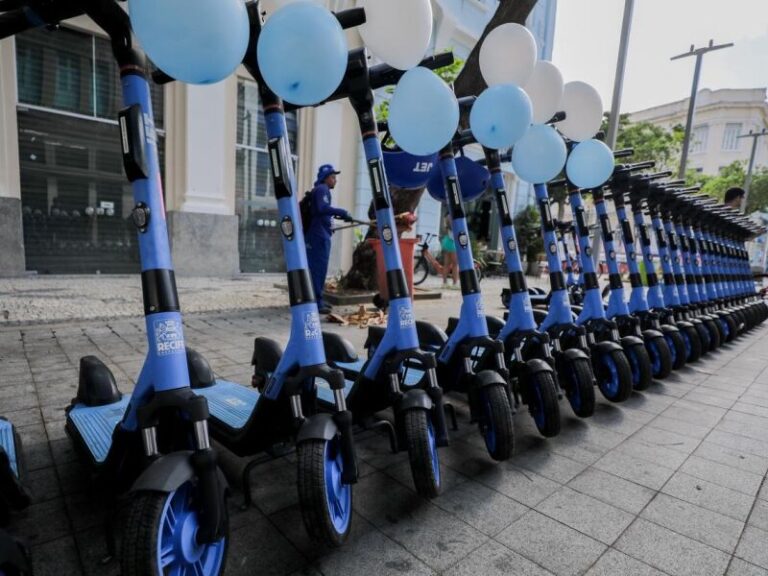 Monitoramento de Acidentes com Patinetes em Pernambuco: Medidas para a Saúde Pública