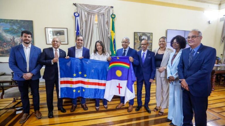 Pernambuco Retoma Rota Aérea Recife-Cabo Verde a Partir de Maio Pernambuco Retoma Rota Aérea Recife-Cabo Verde a Partir de Maio