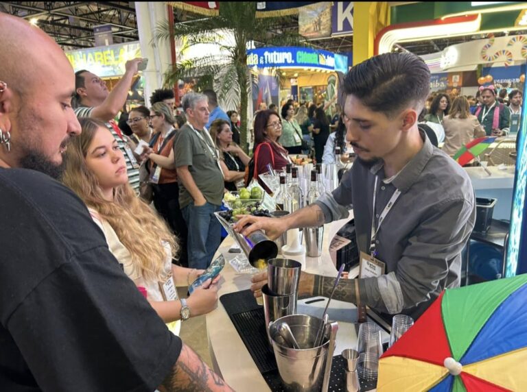 Petrolina se Destaca em Feira de Turismo da América Latina e Atrai Novos Investimentos