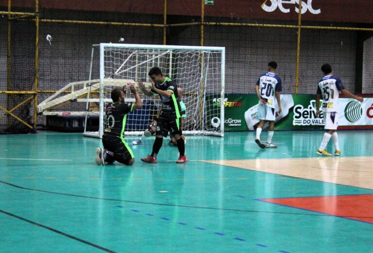 Trindade e Dunas Casa Nova Garantem Vagas nas Semifinais da Série Ouro da Copa TV Grande Rio