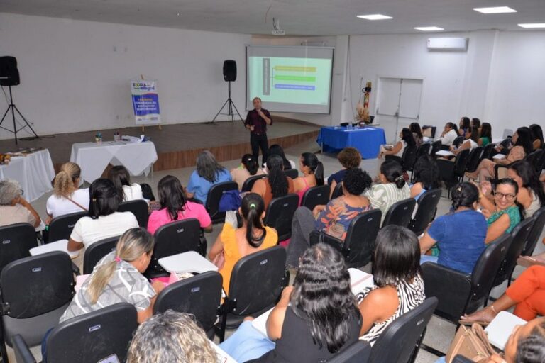 I Encontro Formacional da Educação em Tempo Integral em Barreiras: Fortalecendo a Educação Municipal