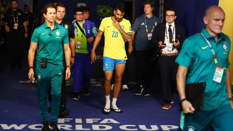 Lucas Paquetá Fora das Oitavas da Copa por Lesão na Coxa Esquerda