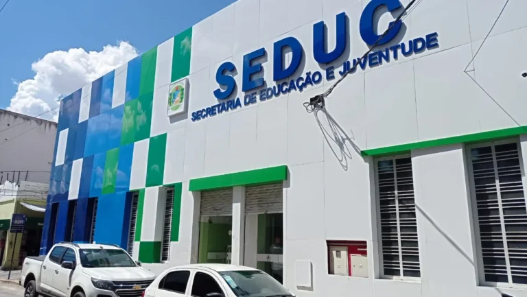 Prefeitura de Juazeiro abre Processo Seletivo para 20 funções na Educação em 2026
