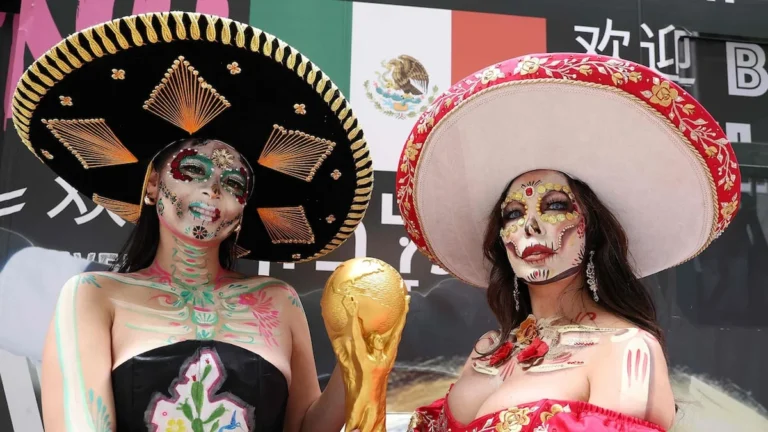 Maior Copa do Mundo da história começa entre tensões políticas e desafios logísticos Maior Copa do Mundo da história começa entre tensões políticas e desafios logísticos