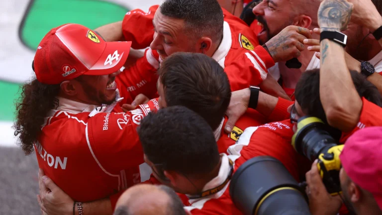 GP de Barcelona-Catalunha 2026: Hamilton encerra jejum e conquista vitória histórica pela Ferrari