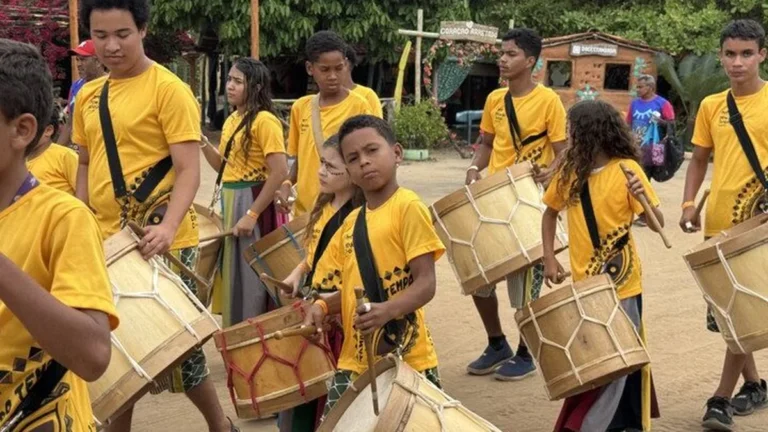 Festival da Cultura Quilombola no Sertão da Paraíba: 7 Motivos para Valorizar essa Tradição Festival da Cultura Quilombola no Sertão da Paraíba: 7 Motivos para Valorizar essa Tradição