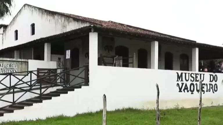 Museu do Vaqueiro: 10 Anos Preservando a História e a Cultura Nordestina no Sertão Museu do Vaqueiro: 10 Anos Preservando a História e a Cultura Nordestina no Sertão