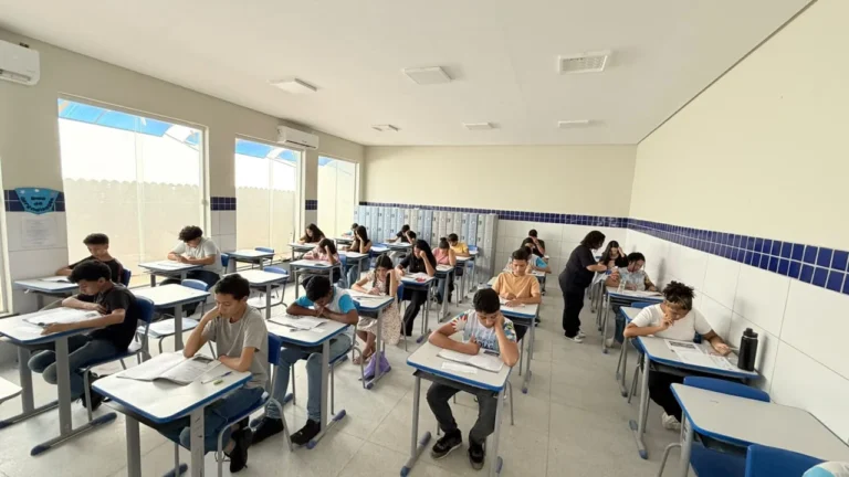 Juazeiro Pelo Mundo: Prova Classificatória Reúne 306 Estudantes para Intercâmbio Cultural Juazeiro Pelo Mundo: Prova Classificatória Reúne 306 Estudantes para Intercâmbio Cultural
